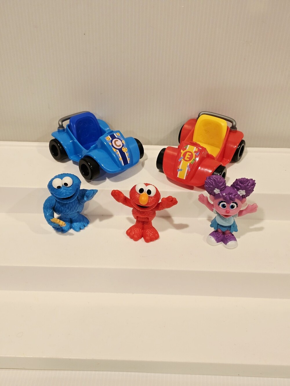 Sesame Street Kart Racers Elmo and Cookie Monster Figure and Vehicle Set